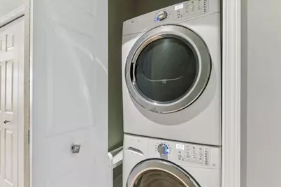 1617 N Oakley Avenue #1B, Chicago, IL 60647 - Photo 12