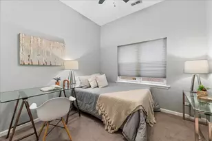 1617 N Oakley Ave, Chicago, IL 60647 - Photo 14