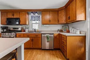 306 Shimp St, Milmine, IL 61855 - Photo 12