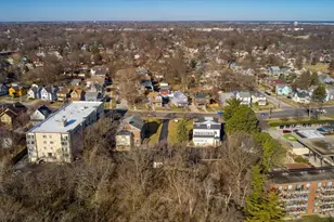 479 N Lake St, Aurora, IL 60506 - Photo 42