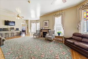 479 N Lake St, Aurora, IL 60506 - Photo 4