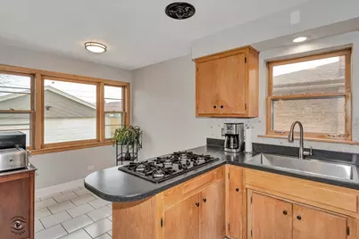 [Address not provided], Evergreen Park, IL 60805 - Photo 12