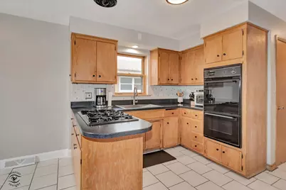 [Address not provided], Evergreen Park, IL 60805 - Photo 10