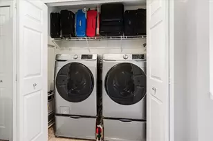 1401 S Fairfield Ave, Lombard, IL 60148 - Photo 30