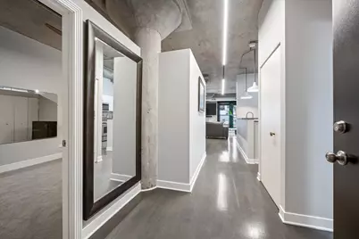 411 W Ontario Street #515, Chicago, IL 60654 - Photo 2