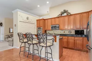 2805 Bond Cir, Naperville, IL 60563 - Photo 8