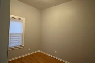 3026 E 80th St, Chicago, IL 60617 - Photo 4