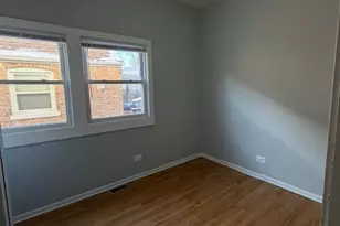 3026 E 80th St, Chicago, IL 60617 - Photo 8