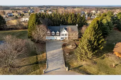 9695 Ridgeview Road, Belvidere, IL 61008 - Photo 2