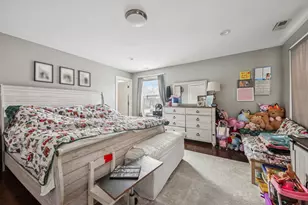 2900 W Glenlake Ave, Chicago, IL 60659 - Photo 32