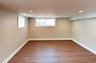 2900 W Glenlake Ave, Chicago, IL 60659 - Photo 40