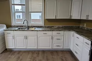 496 Edwards Ave, Lasalle, IL 61301 - Photo 2