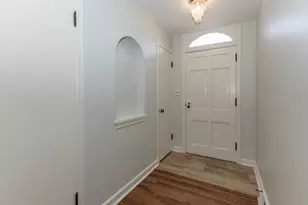 1159 N Kellogg St, Galesburg, IL 61401 - Photo 4