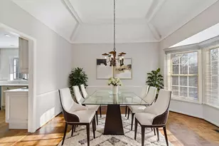 43 Ravenscraig Ln, Inverness, IL 60067 - Photo 6