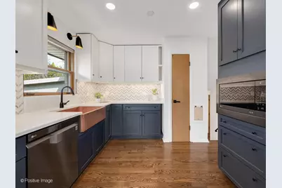 284 Blackhawk Road, Riverside, IL 60546 - Photo 14