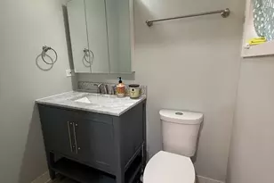 5140 W 87th St, Burbank, IL 60459 - Photo 8