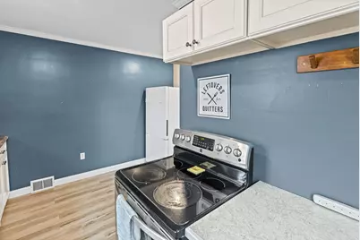 120 E Bennett Street, Salem, IL 62881 - Photo 22