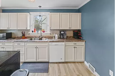 120 E Bennett Street, Salem, IL 62881 - Photo 18