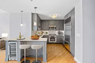 60 E Monroe St, Chicago, IL 60603 - Photo 4