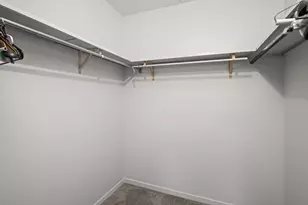 810 N River Rd, Mount Prospect, IL 60056 - Photo 14