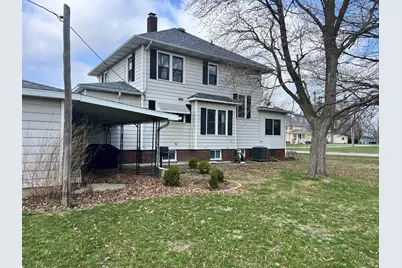 111 W Central Street, Buckley, IL 60918 - Photo 4