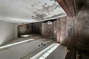 9319 S Calumet Ave, Chicago, IL 60619 - Photo 12