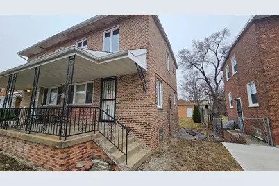 9319 S Calumet Avenue, Chicago, IL 60619 - Photo 2