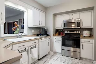 1910 25th St, Rockford, IL 61108 - Photo 18