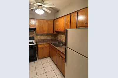 4623 N Chester Avenue #311, Chicago, IL 60656 - Photo 8