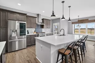 3425 Country Club Ln, Morris, IL 60450 - Photo 18