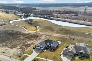 3425 Country Club Ln, Morris, IL 60450 - Photo 8