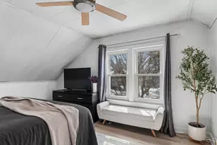 1312 Dean St, Saint Charles, IL 60174 - Photo 14