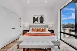 1607 W 13th St, Chicago, IL 60608 - Photo 14