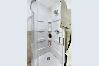 1432 W Chase Avenue, Chicago, IL 60626 - Photo 18