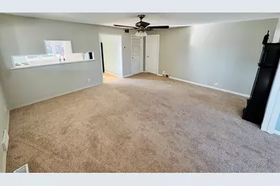 42160 N 6th Avenue, Antioch, IL 60002 - Photo 16