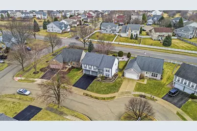 1139 Ironwood Court, Elgin, IL 60120 - Photo 4