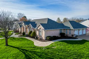 810 New Day Way, Marion, IL 62959 - Photo 2