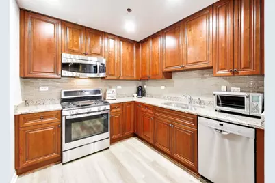 1199 E Port Clinton Road #311, Vernon Hills, IL 60061 - Photo 6