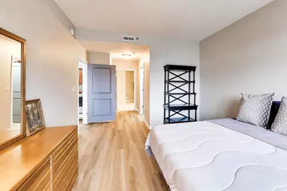 1199 E Port Clinton Road #311, Vernon Hills, IL 60061 - Photo 12