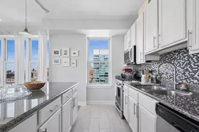 5 E 14th Place #1705, Chicago, IL 60605 - Photo 8