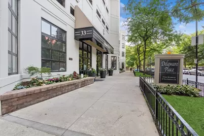 33 W Delaware Street #10B, Chicago, IL 60610 - Photo 2