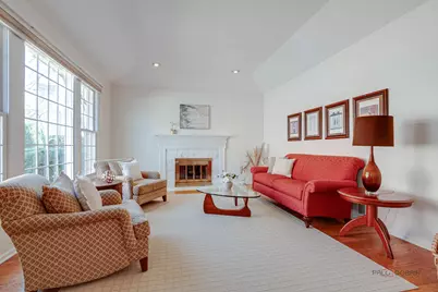 2 Groton Court, Lincolnshire, IL 60069 - Photo 6