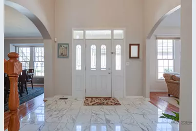 2 Groton Court, Lincolnshire, IL 60069 - Photo 4