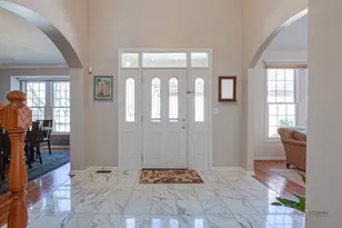 2 Groton Ct, Lincolnshire, IL 60069 - Photo 4