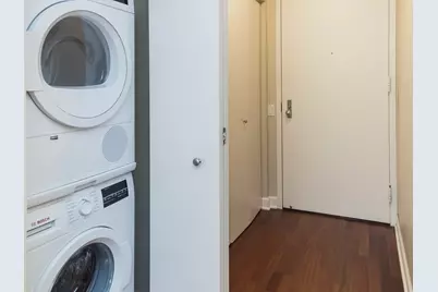 30 E Huron Street #3210, Chicago, IL 60611 - Photo 14