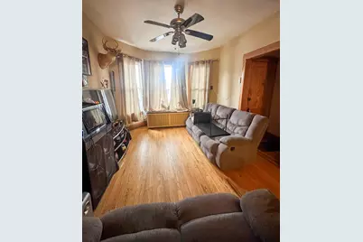 2045 N Tripp Avenue, Chicago, IL 60639 - Photo 12