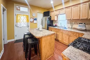 2045 N Tripp Ave, Chicago, IL 60639 - Photo 10