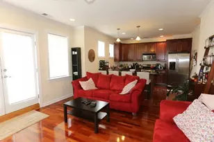 4325 N Ashland Ave, Chicago, IL 60613 - Photo 6