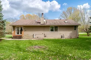 164 Columbia, Poplar Grove, IL 61065 - Photo 6