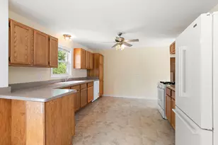 18145 Harlem Ave, Tinley Park, IL 60477 - Photo 6